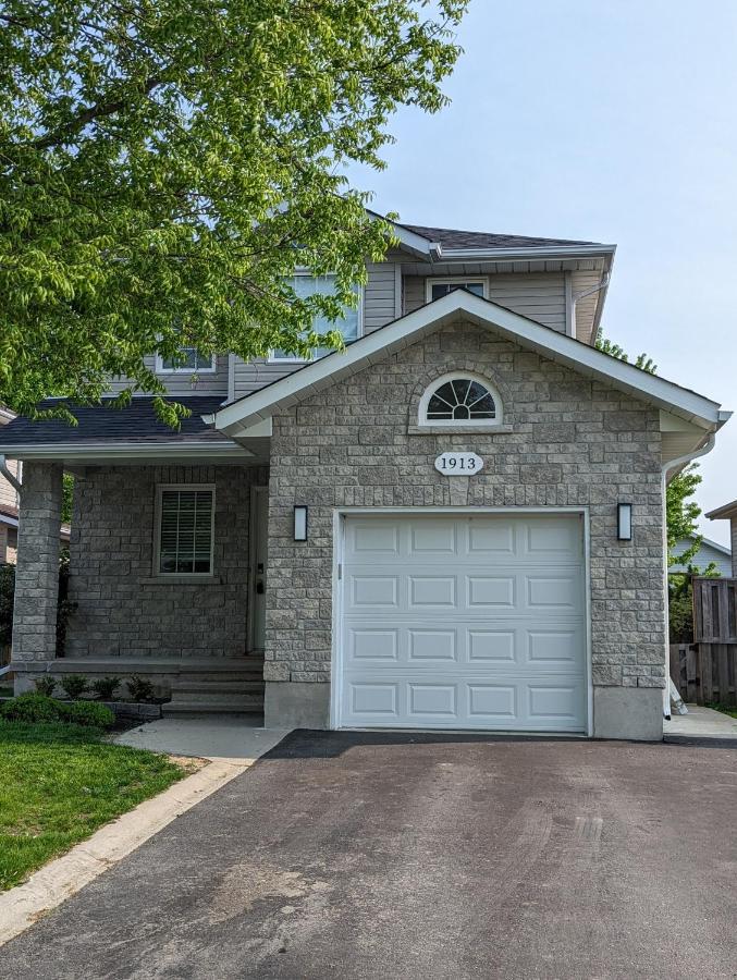 金斯顿Adorable 4 Bed,3 Bath House别墅 外观 照片