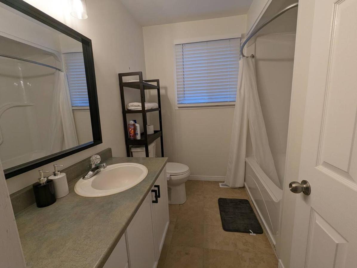 金斯顿Adorable 4 Bed,3 Bath House别墅 外观 照片