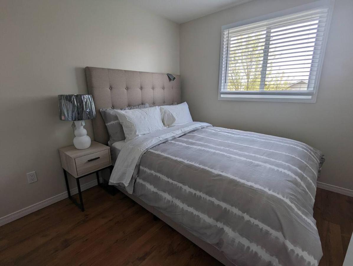 金斯顿Adorable 4 Bed,3 Bath House别墅 外观 照片